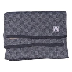 Louis Vuitton Scarf Damier Used